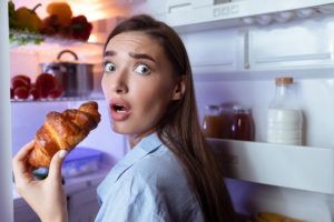 Consuming calories at night