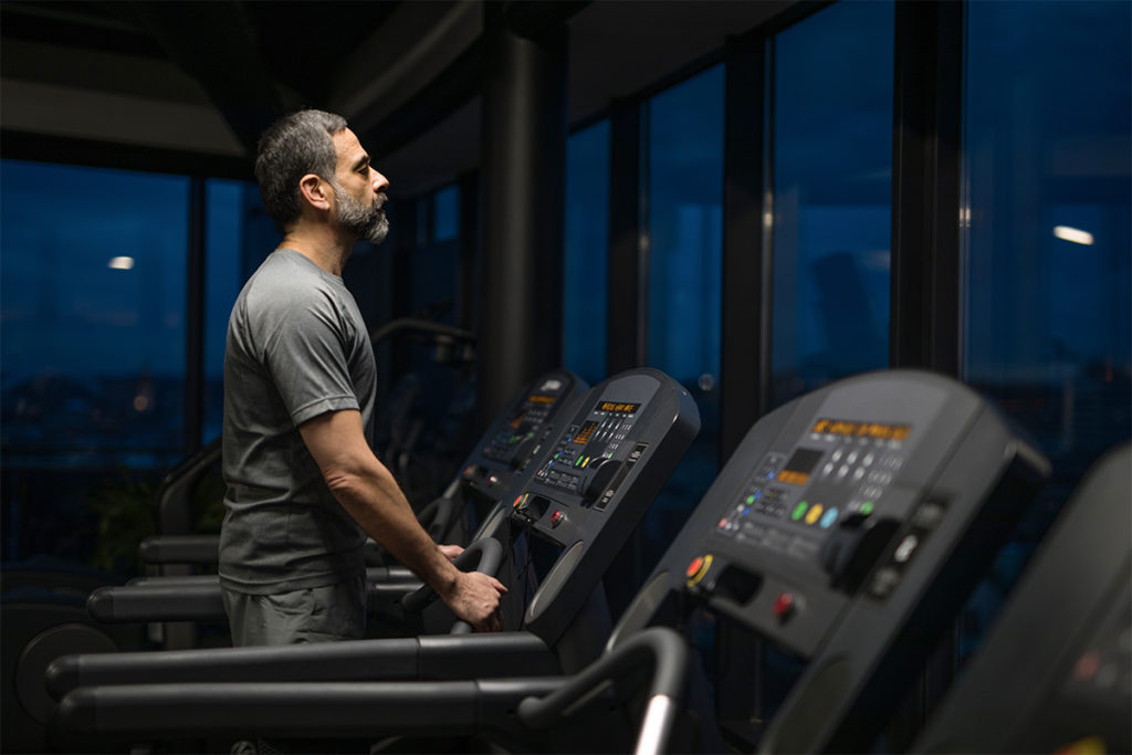 Man choosing best time to exercise at night