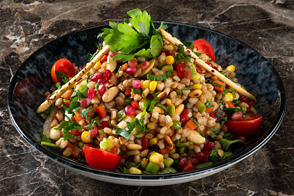 Food to meet daily fiber recommendations