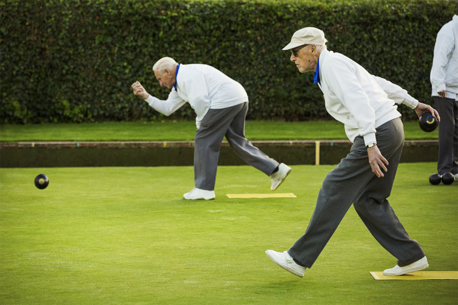 Older men exercising for brain health