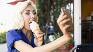 SOCIAL MEDIA nutrition