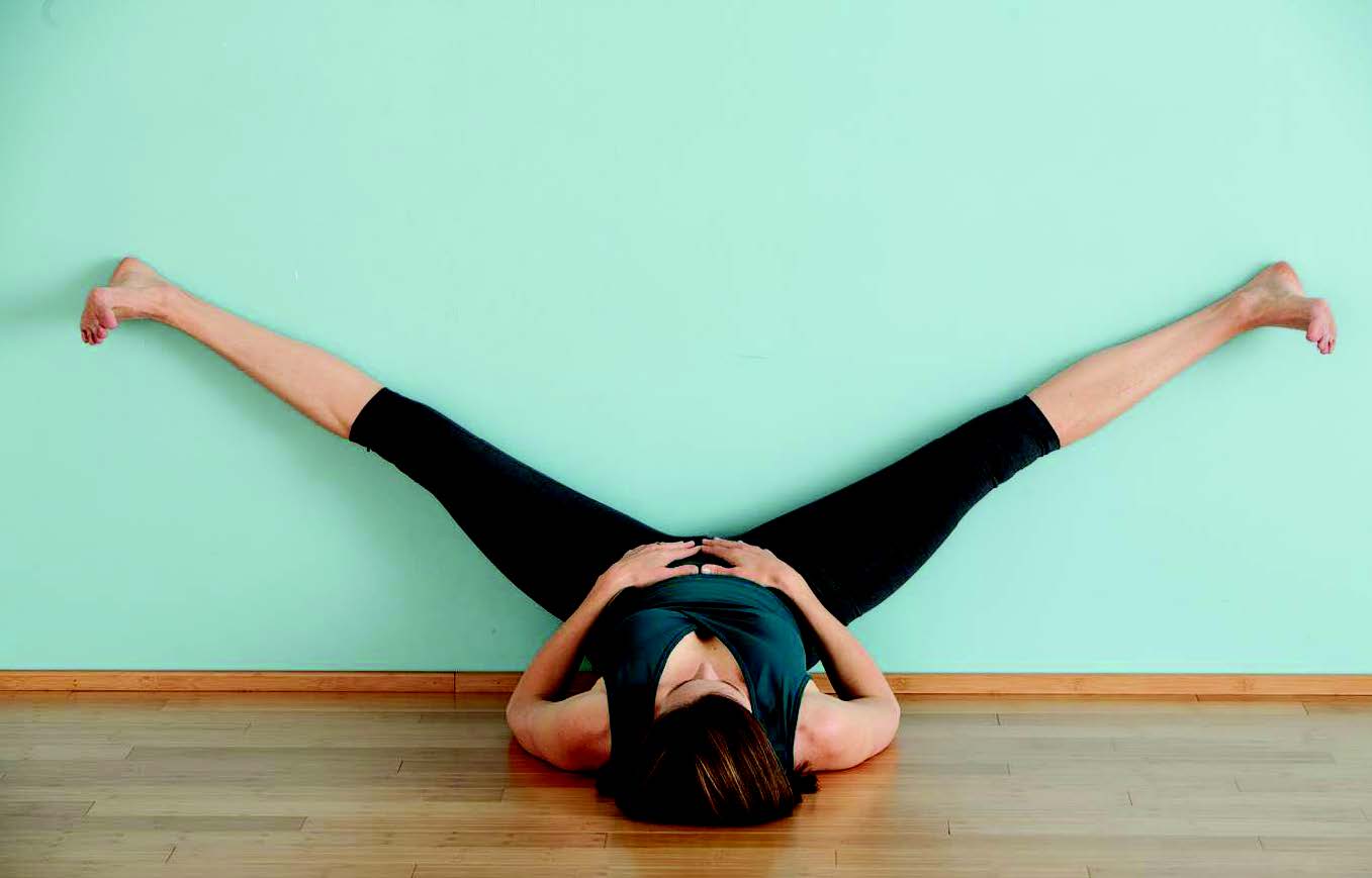 The 10 Best Yoga Poses For Brain Fog, According To Trainers